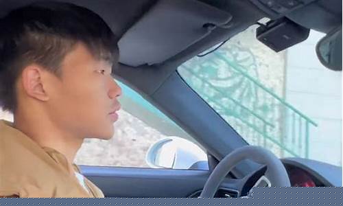 篮球老师挣钱多吗-篮球教练工资高么