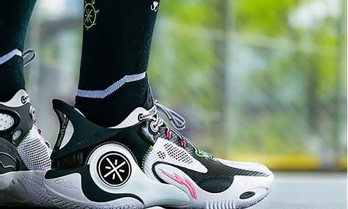 wade季后赛战靴-wade nba