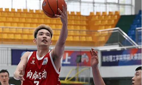 山东民间篮球打架-山东打篮球最厉害去nba