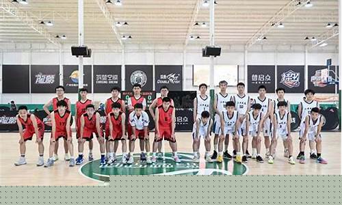 广宁中学足球场-广宁学生篮球校队