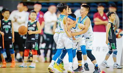 江苏篮球队教练是谁-江苏篮球队教练老外