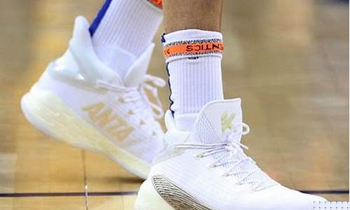 nba球星汤普森战靴-汤普森战靴季后赛