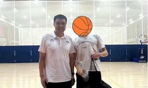 闵鹿蕾篮球训练营报名-闵鹿蕾球员时代