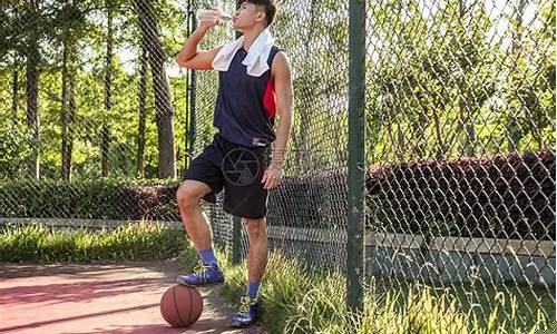 喝水后多久可以打篮球-喝水后多久可以打篮球啊